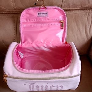 Juicy pink velvet like material travel bag